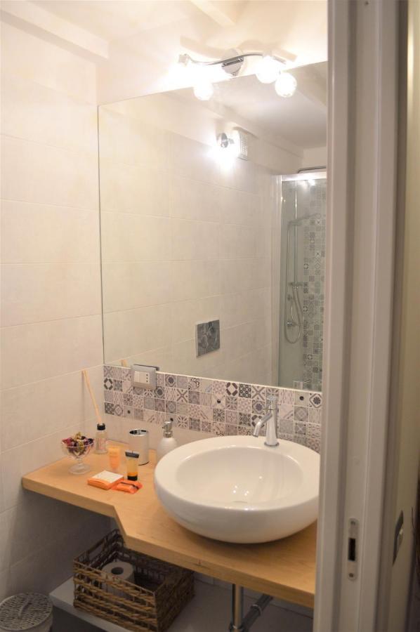 Domu 600 - Suite Mini Appartamento Cagliari Centro Storico Zewnętrze zdjęcie
