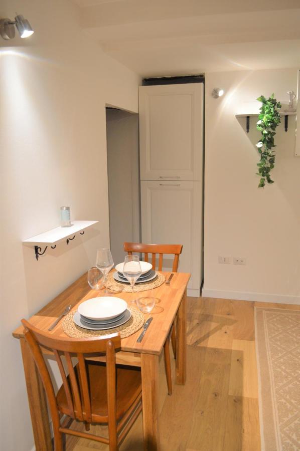 Domu 600 - Suite Mini Appartamento Cagliari Centro Storico Zewnętrze zdjęcie