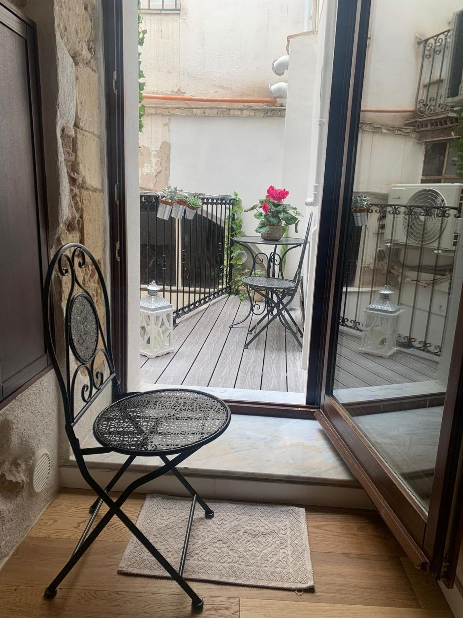 Domu 600 - Suite Mini Appartamento Cagliari Centro Storico Zewnętrze zdjęcie