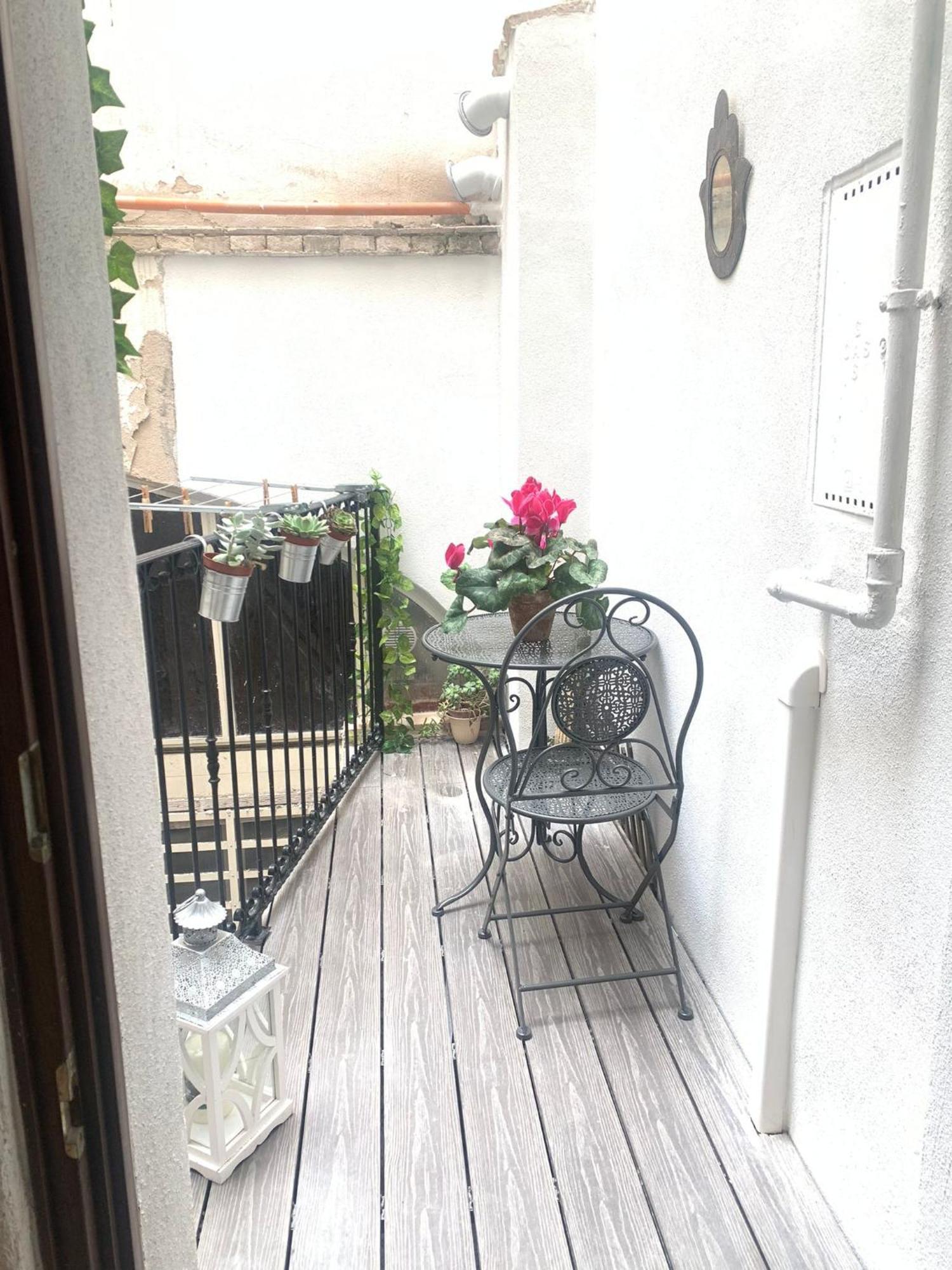Domu 600 - Suite Mini Appartamento Cagliari Centro Storico Zewnętrze zdjęcie